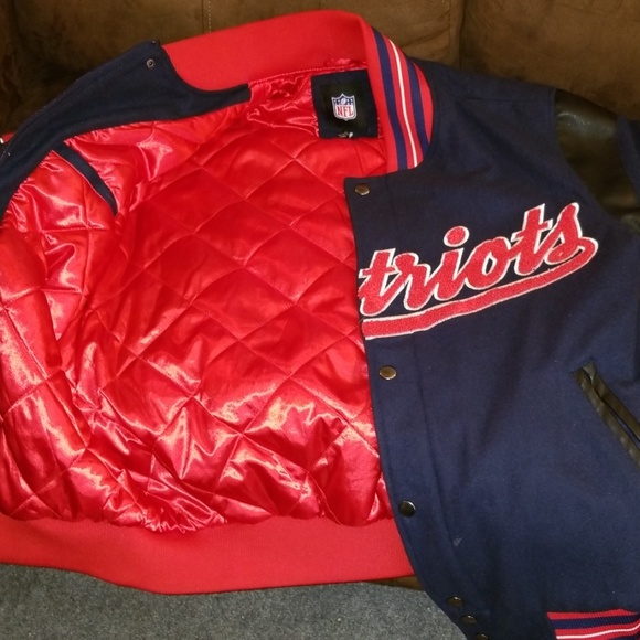 NFL Patriots Jacket - Picture 2 of 4